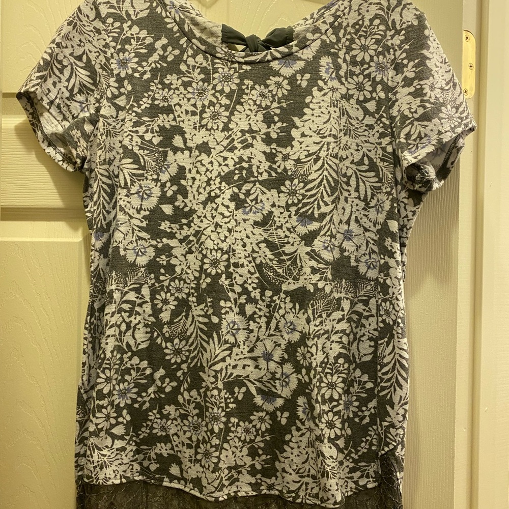 Lauren Conrad Blouse